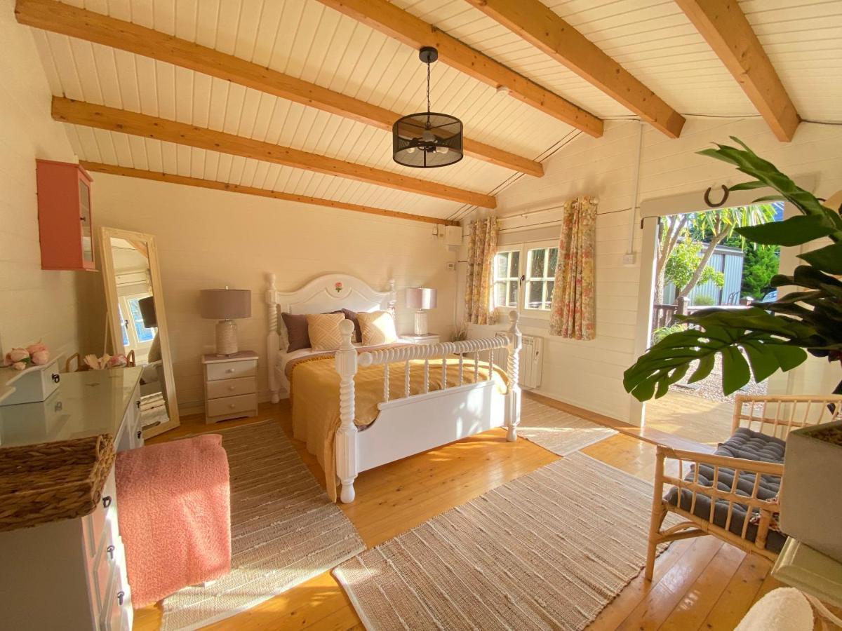 Beaufort House Accomodation Ню Рос Екстериор снимка