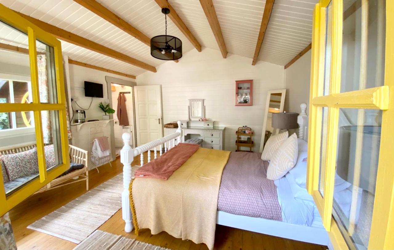 Beaufort House Accomodation Ню Рос Екстериор снимка